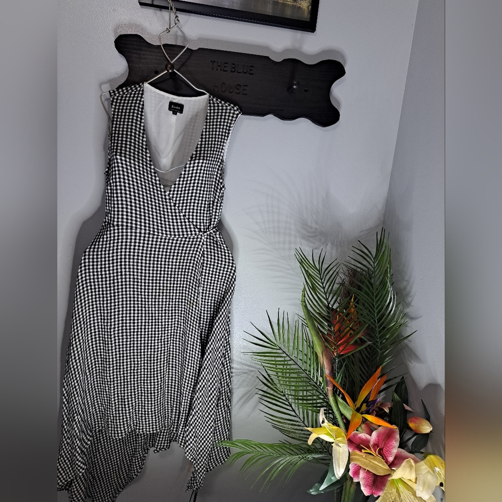 Bardot Black + White Asymmetrical Gingham Wrap Midi Dress Sz 6